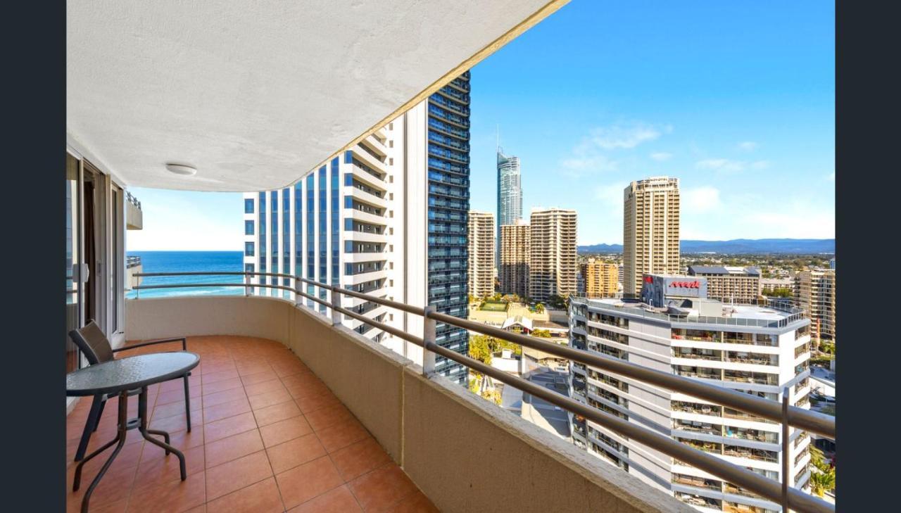 Zenith Ocean Front Apartments Gold Coast Esterno foto